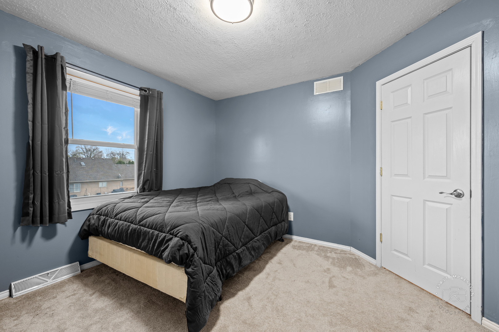 52 N Hickory Street, Cortland, IL 60112