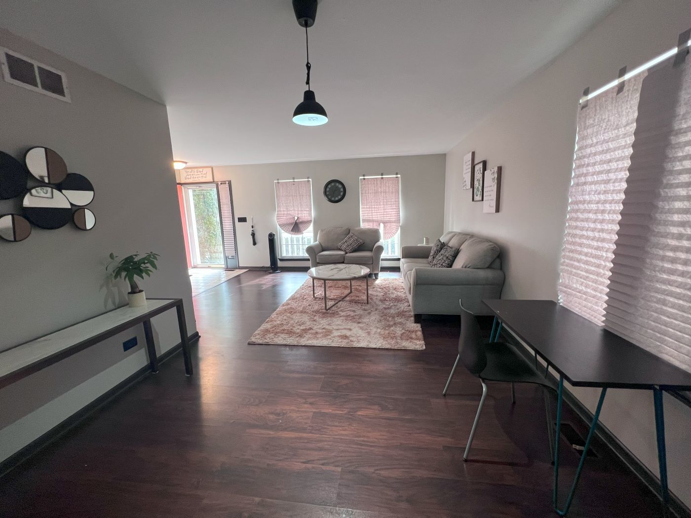 2051 Crossing Lane, Naperville, IL 60540