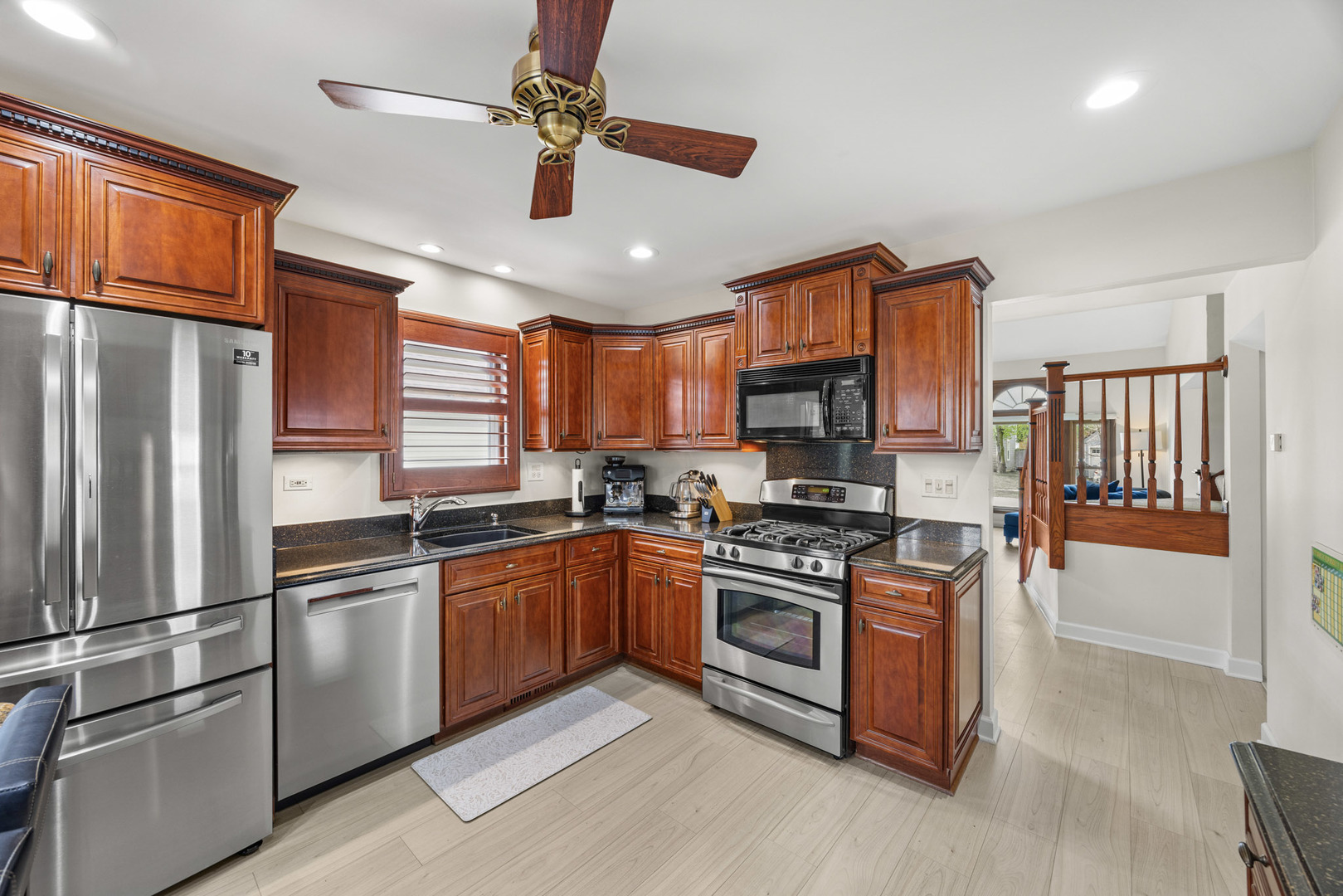 547 Newberry Drive, Elk Grove Village, IL 60007