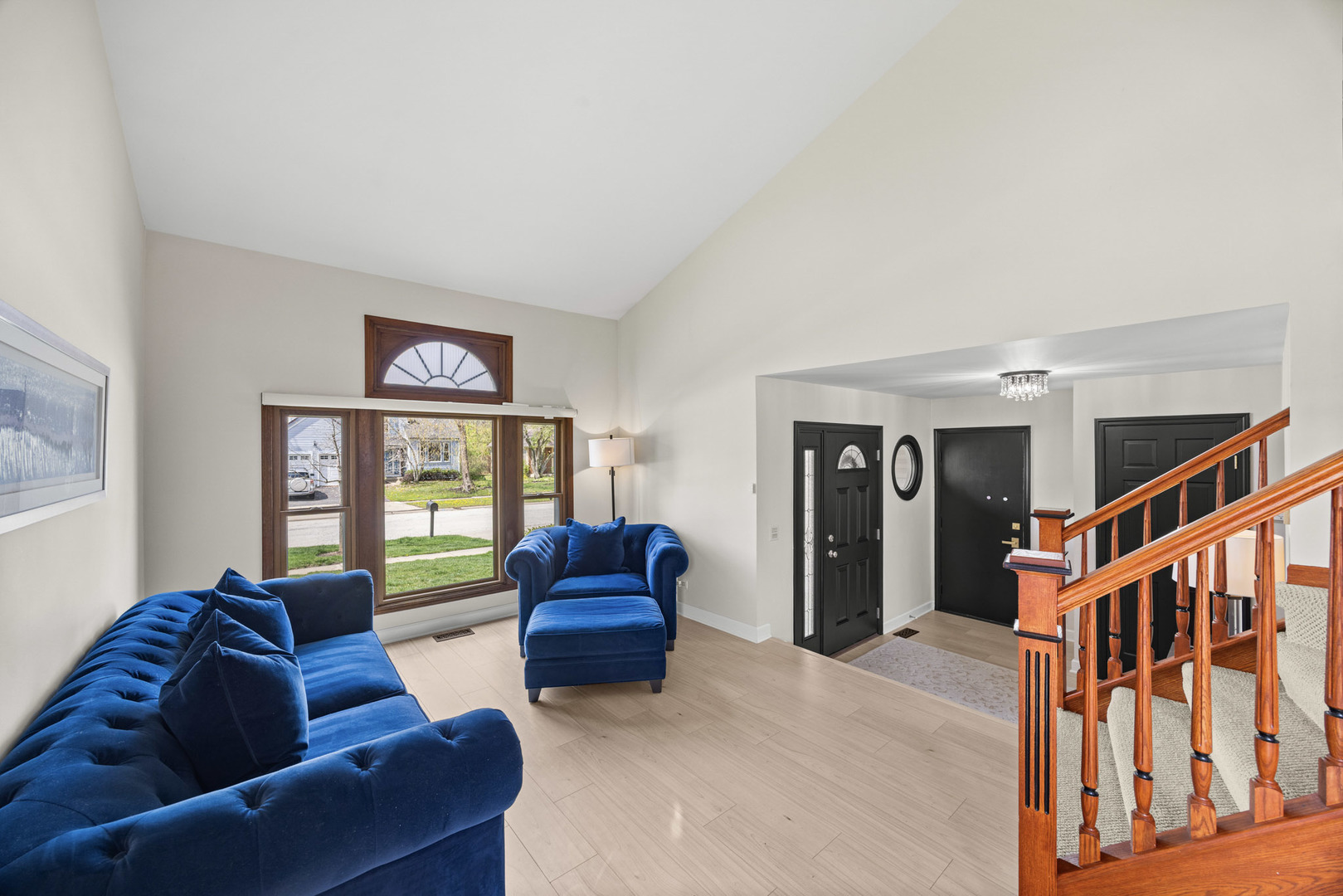 547 Newberry Drive, Elk Grove Village, IL 60007