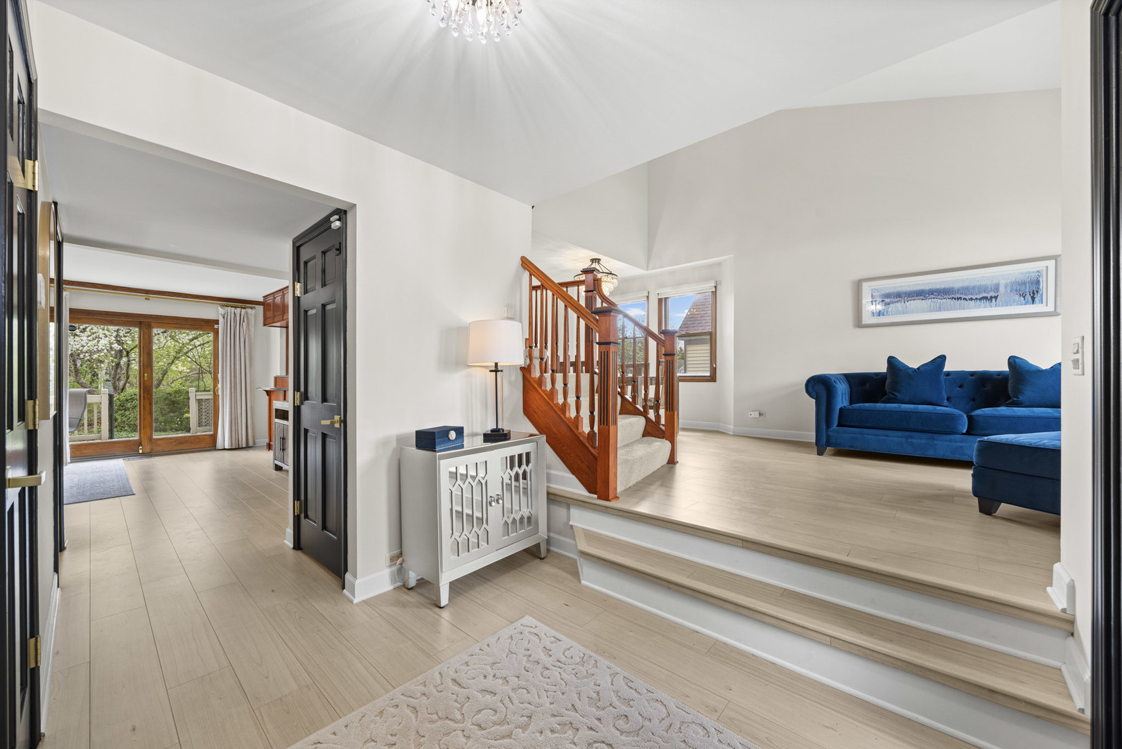 547 Newberry Drive, Elk Grove Village, IL 60007