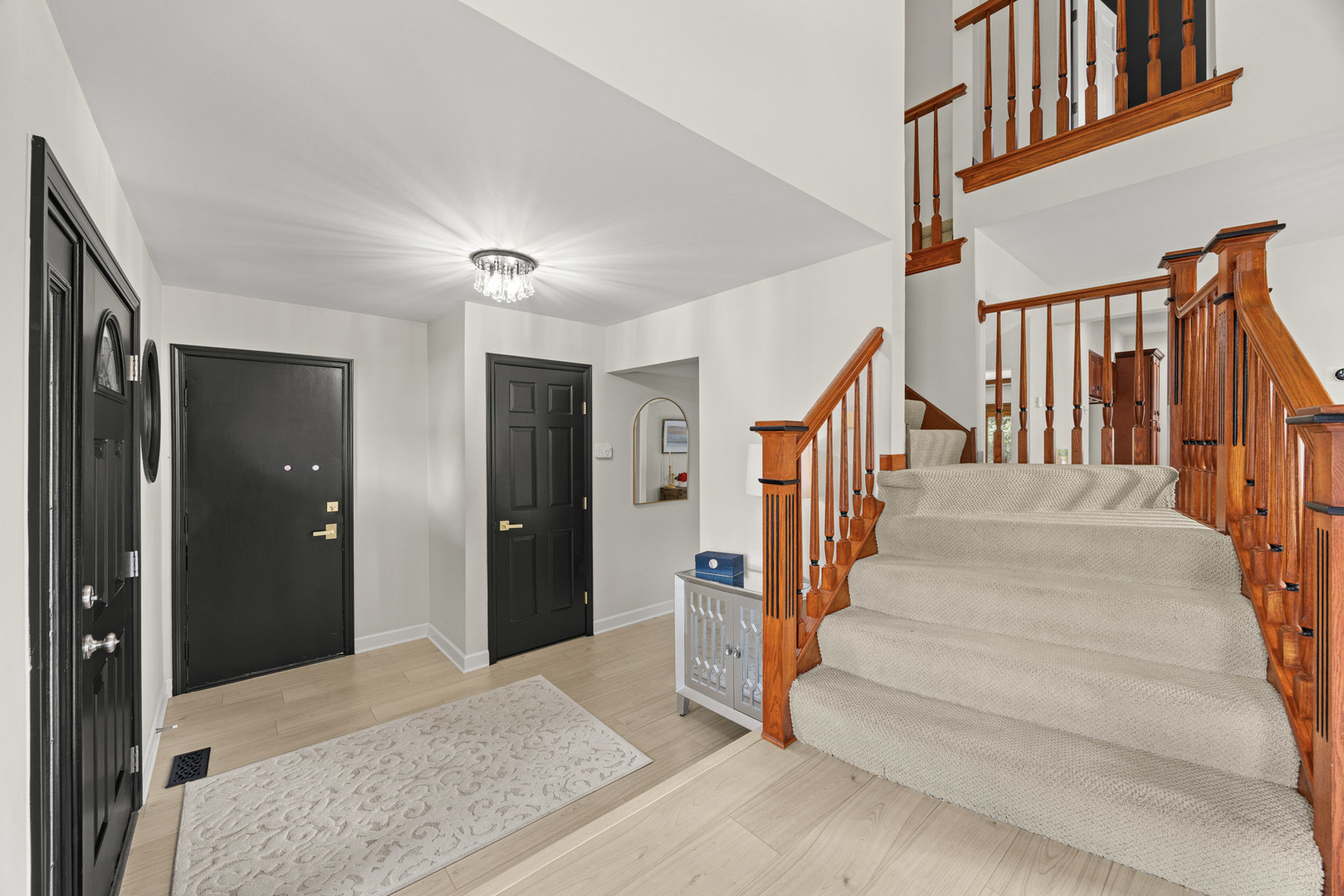 547 Newberry Drive, Elk Grove Village, IL 60007