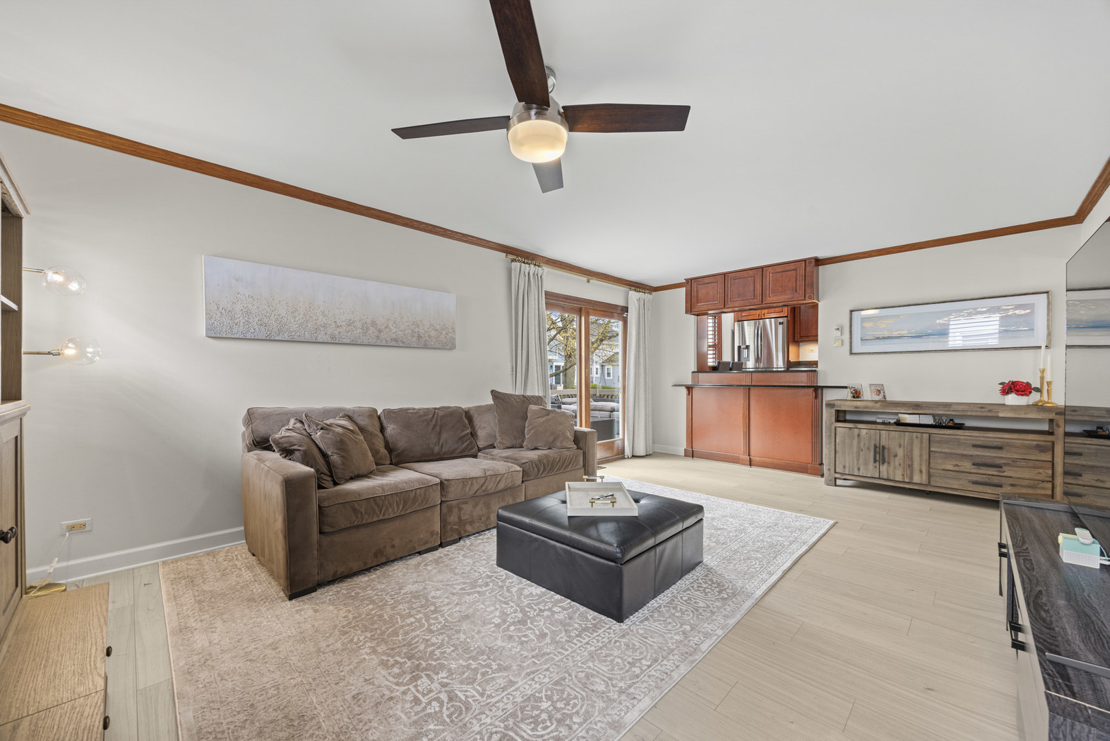 547 Newberry Drive, Elk Grove Village, IL 60007