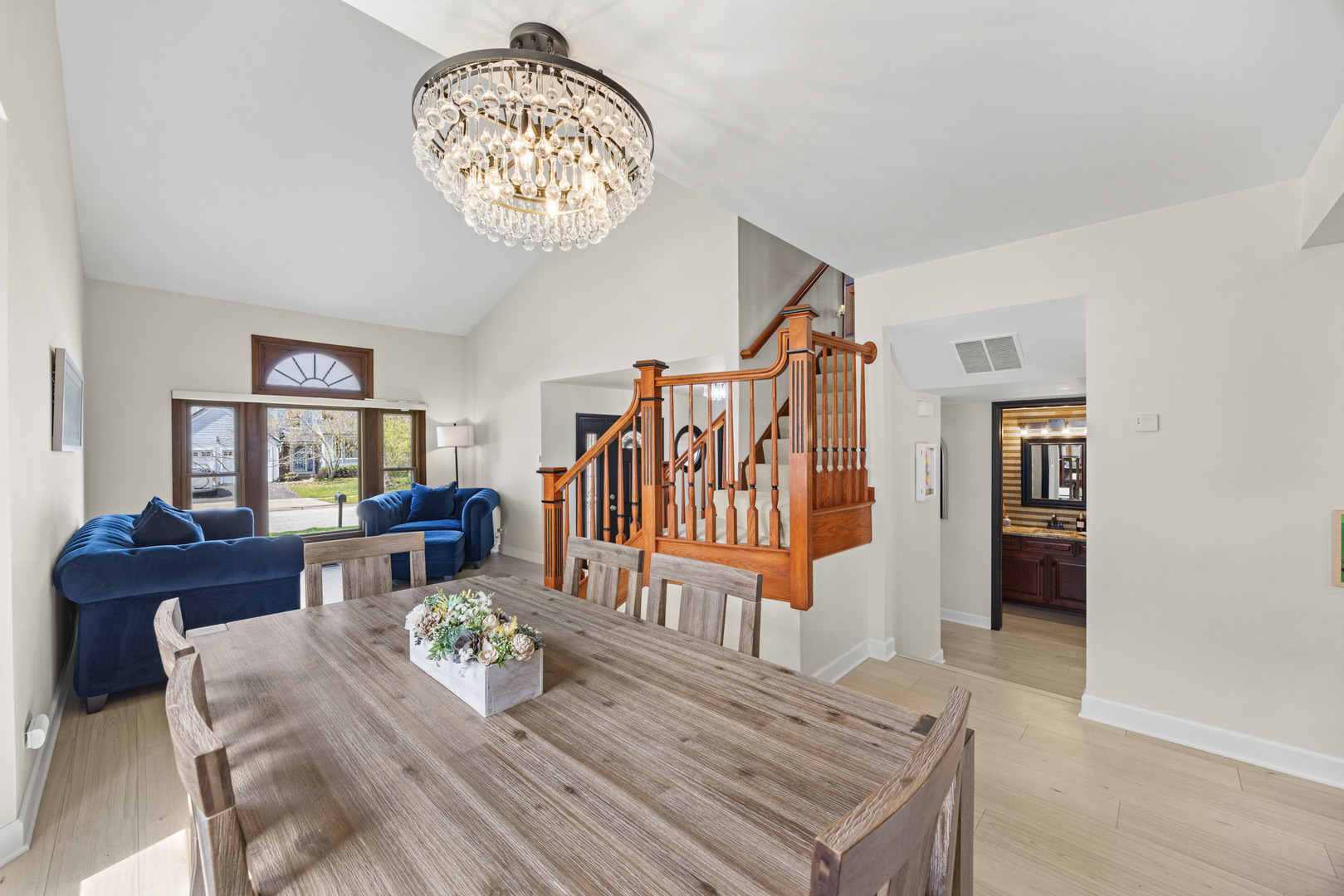 547 Newberry Drive, Elk Grove Village, IL 60007