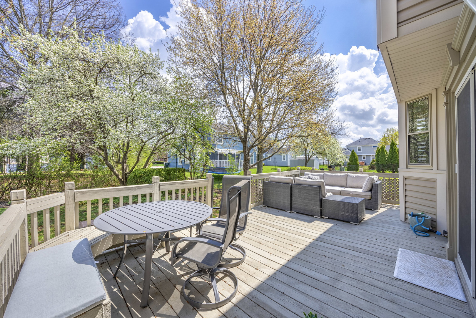 547 Newberry Drive, Elk Grove Village, IL 60007