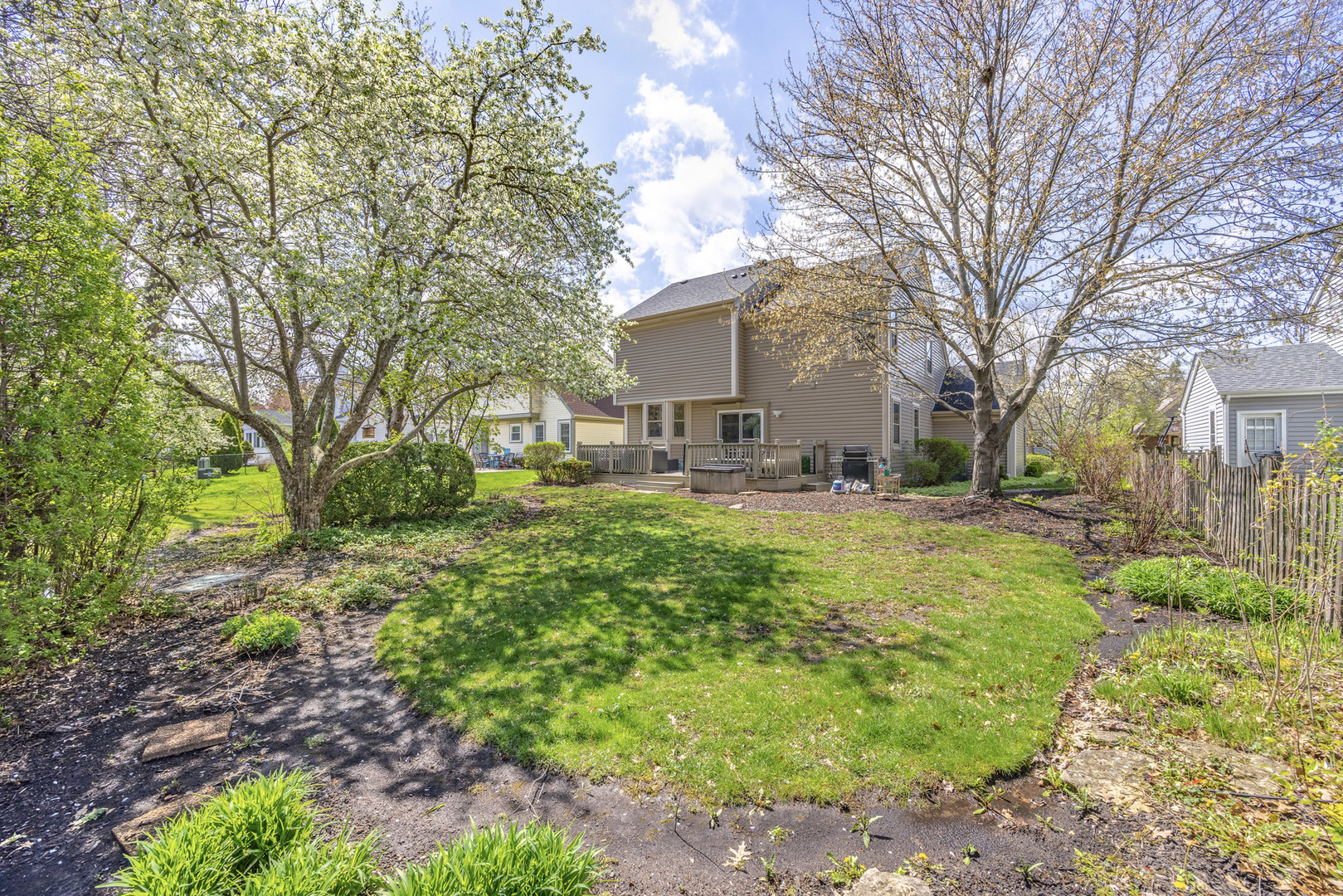 547 Newberry Drive, Elk Grove Village, IL 60007