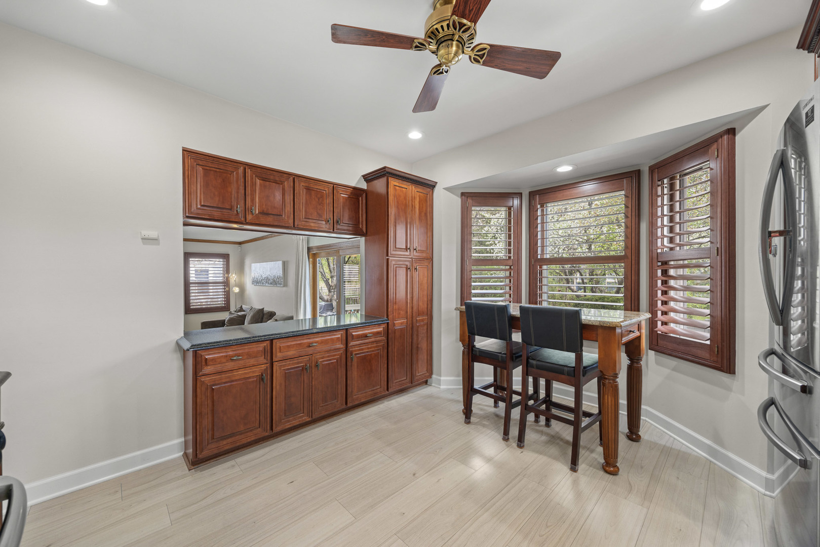 547 Newberry Drive, Elk Grove Village, IL 60007