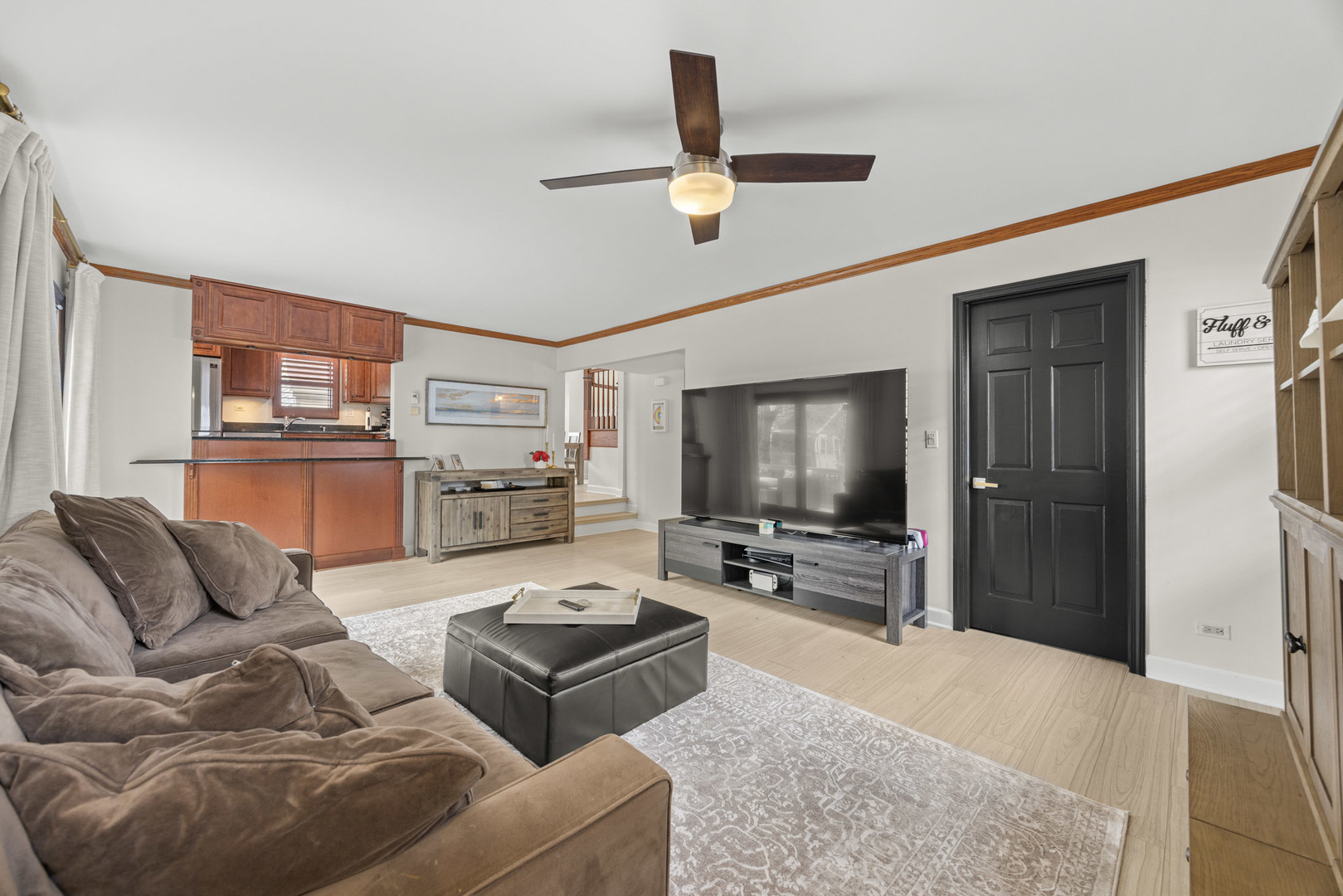 547 Newberry Drive, Elk Grove Village, IL 60007