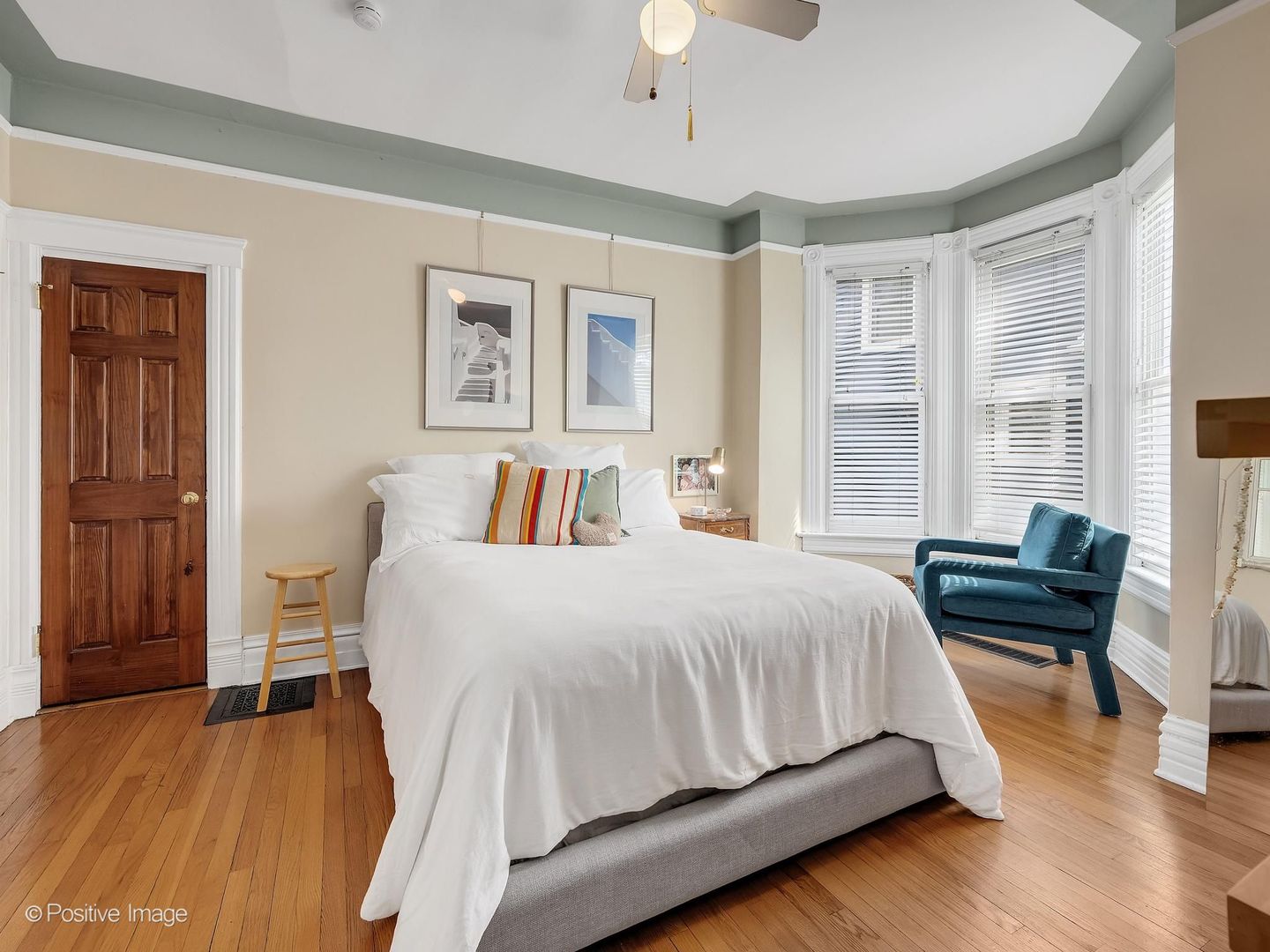 24 N Kensington Avenue, La Grange, IL 60525