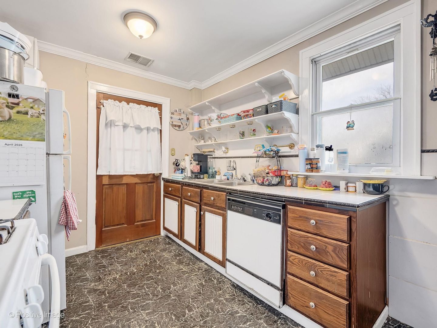 24 N Kensington Avenue, La Grange, IL 60525