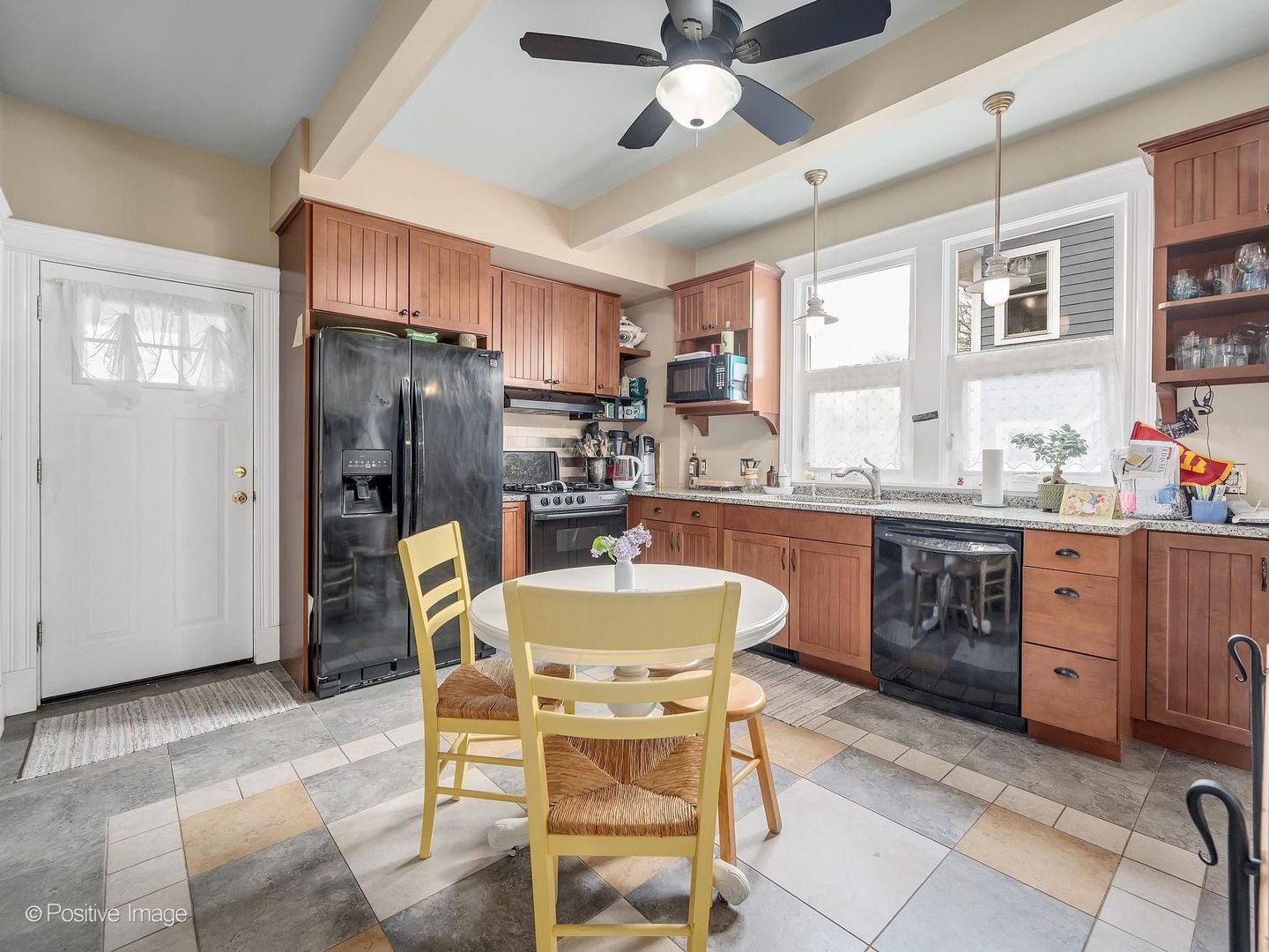 24 N Kensington Avenue, La Grange, IL 60525