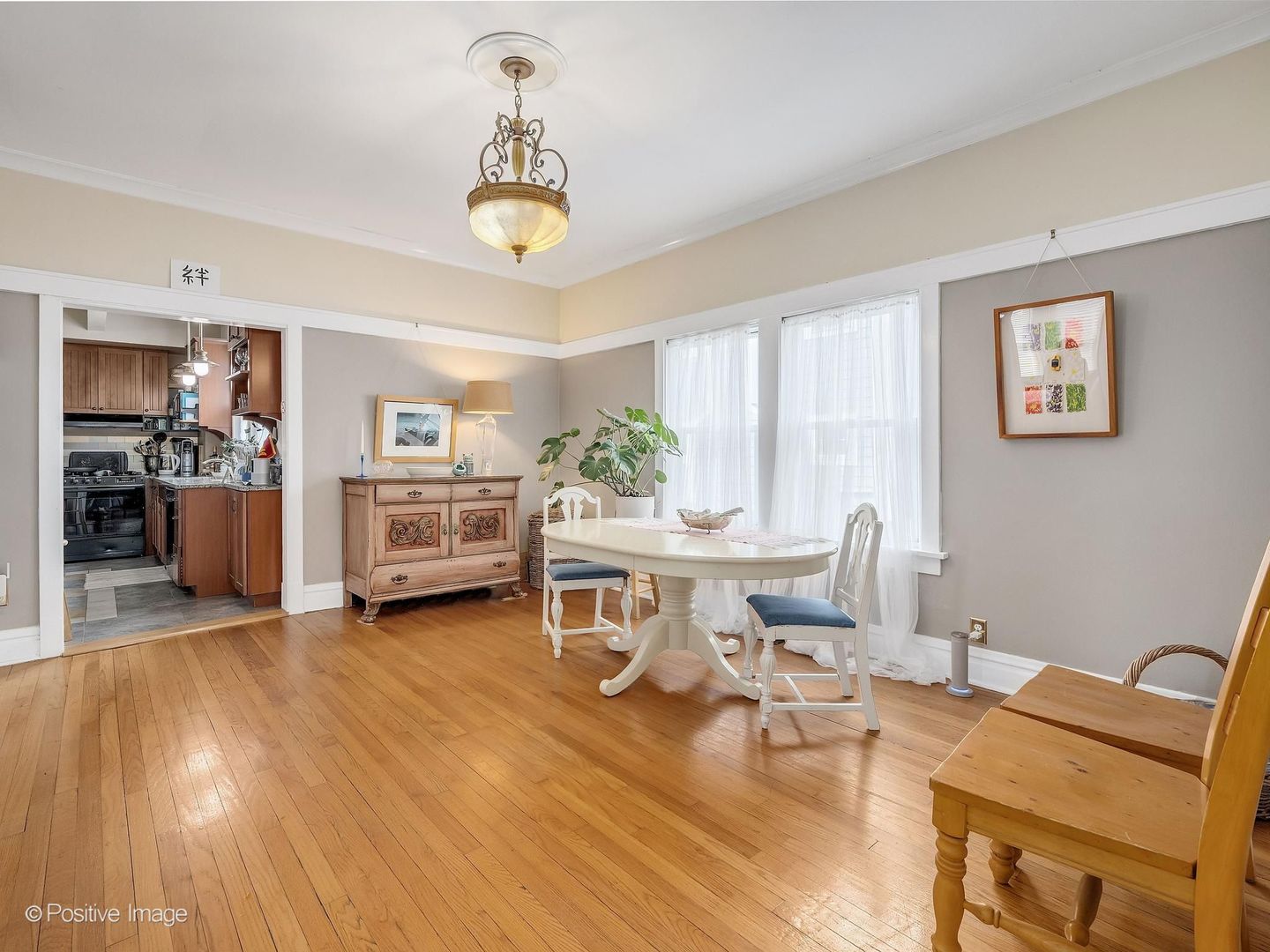 24 N Kensington Avenue, La Grange, IL 60525