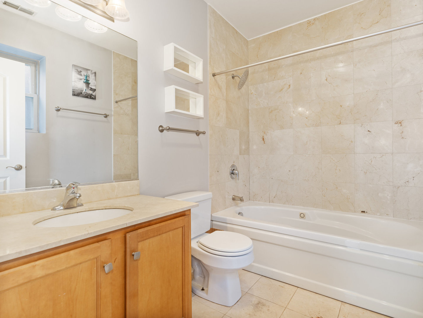 1617 N Artesian Avenue #2N, Chicago, IL 60647