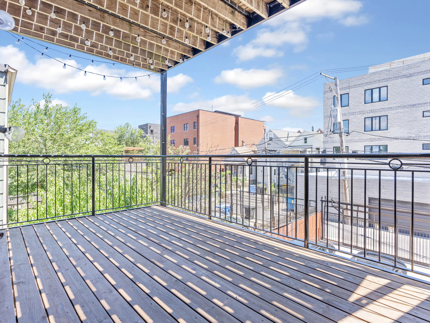 1617 N Artesian Avenue #2N, Chicago, IL 60647