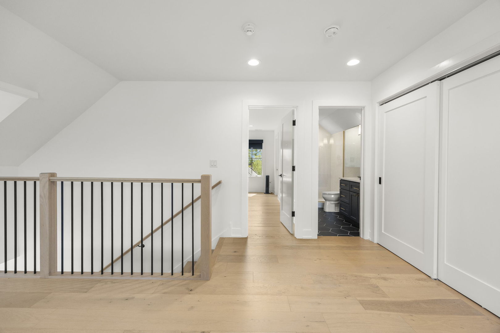 121 N Julian Street, Naperville, IL 60540