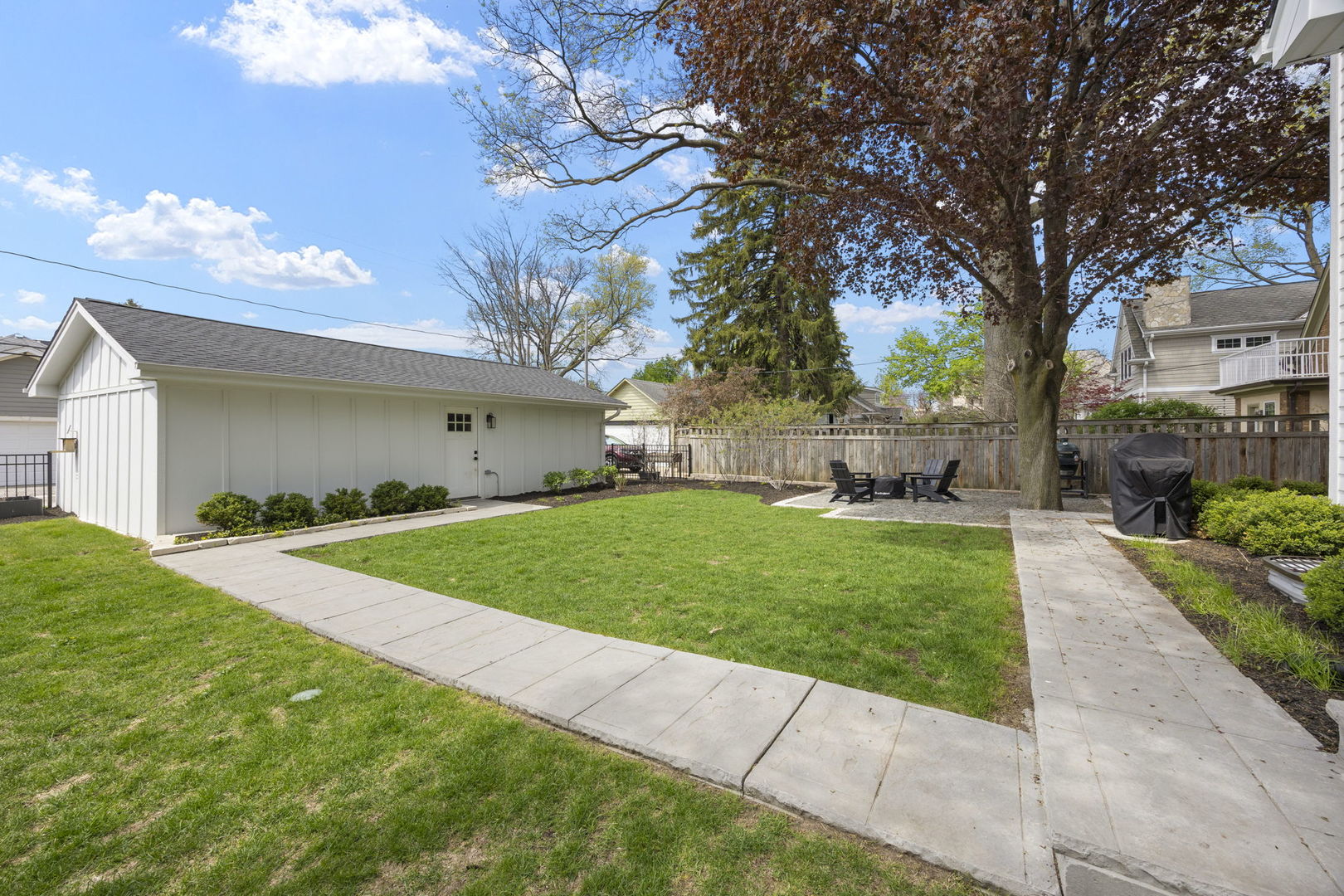 121 N Julian Street, Naperville, IL 60540