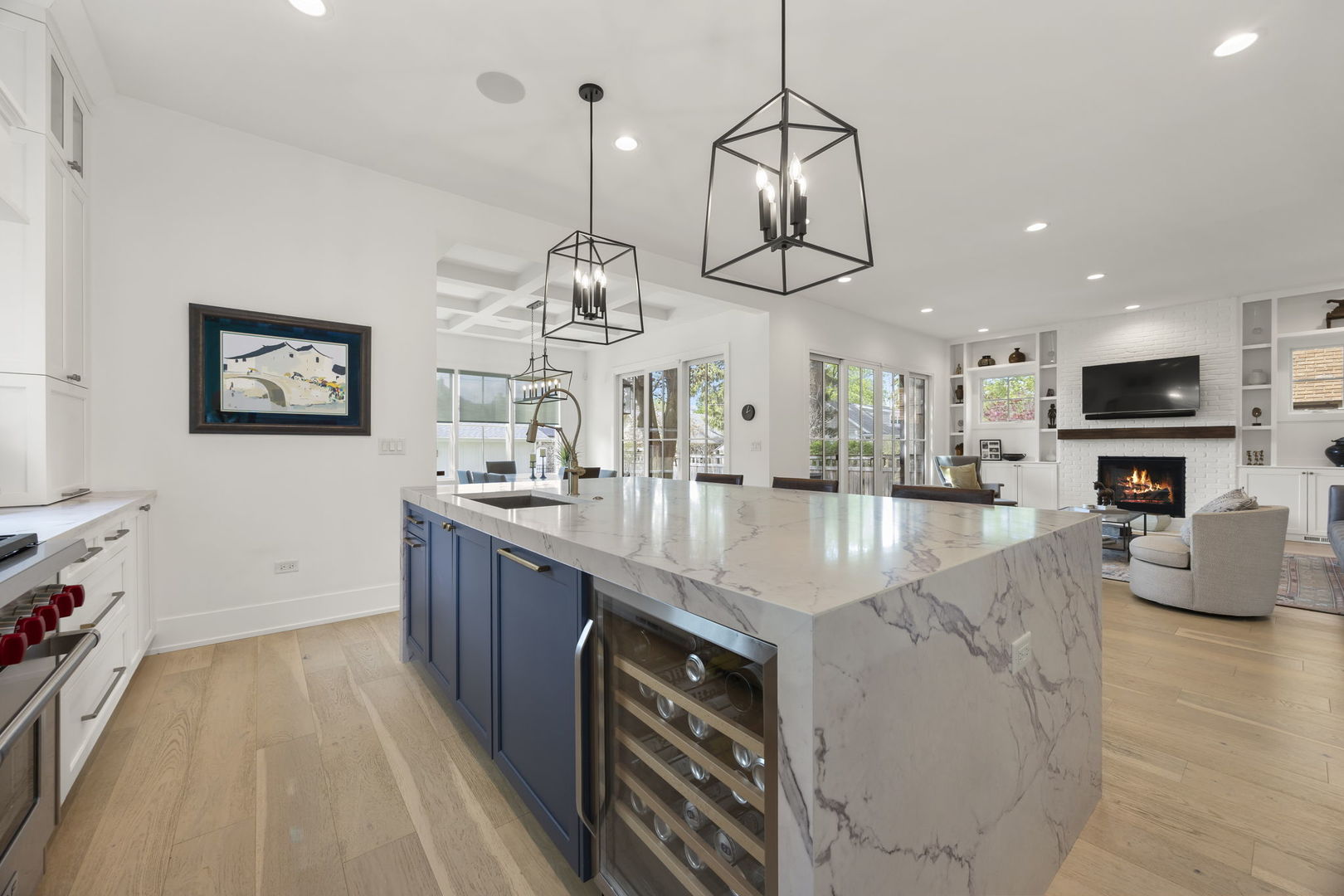 121 N Julian Street, Naperville, IL 60540