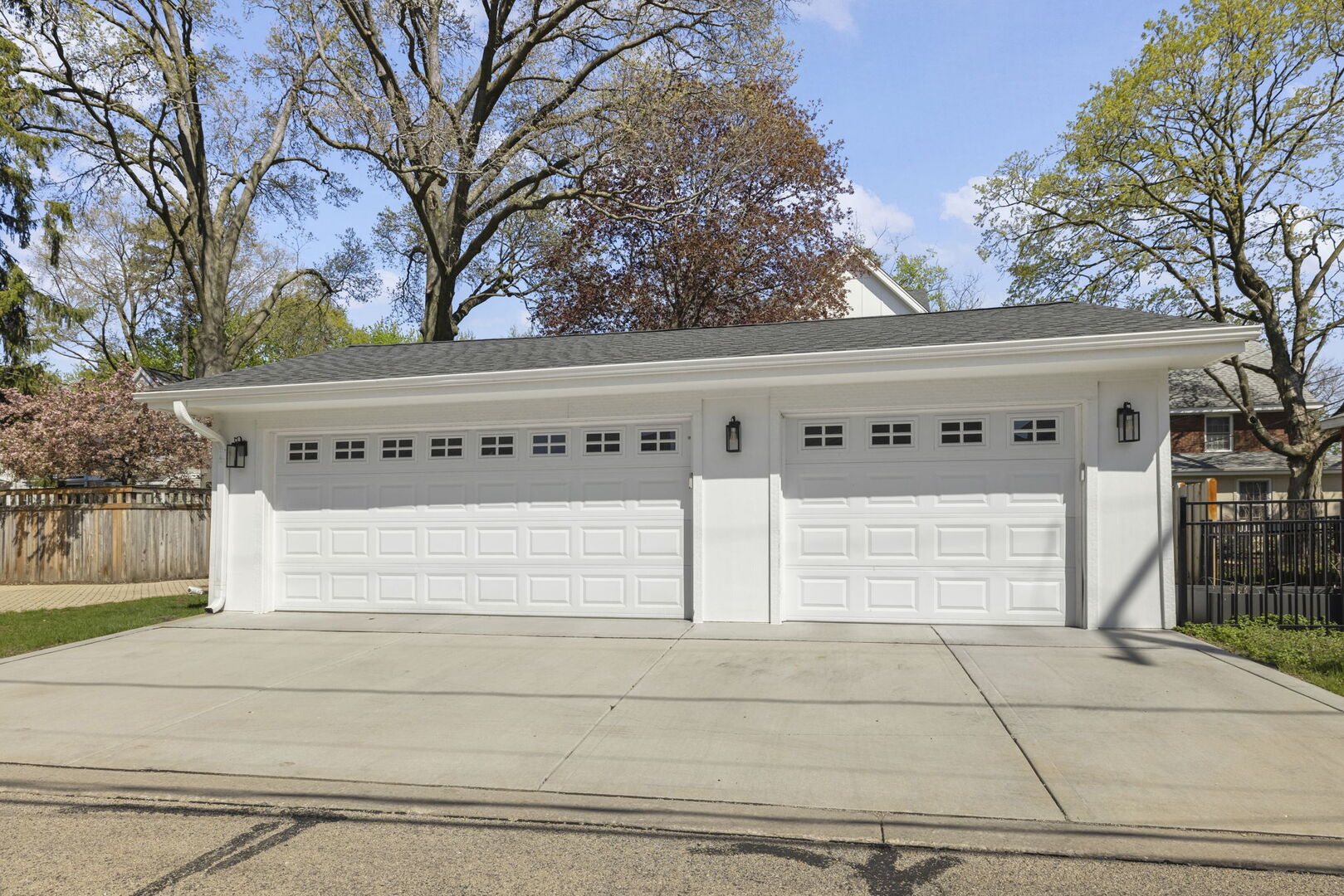 121 N Julian Street, Naperville, IL 60540