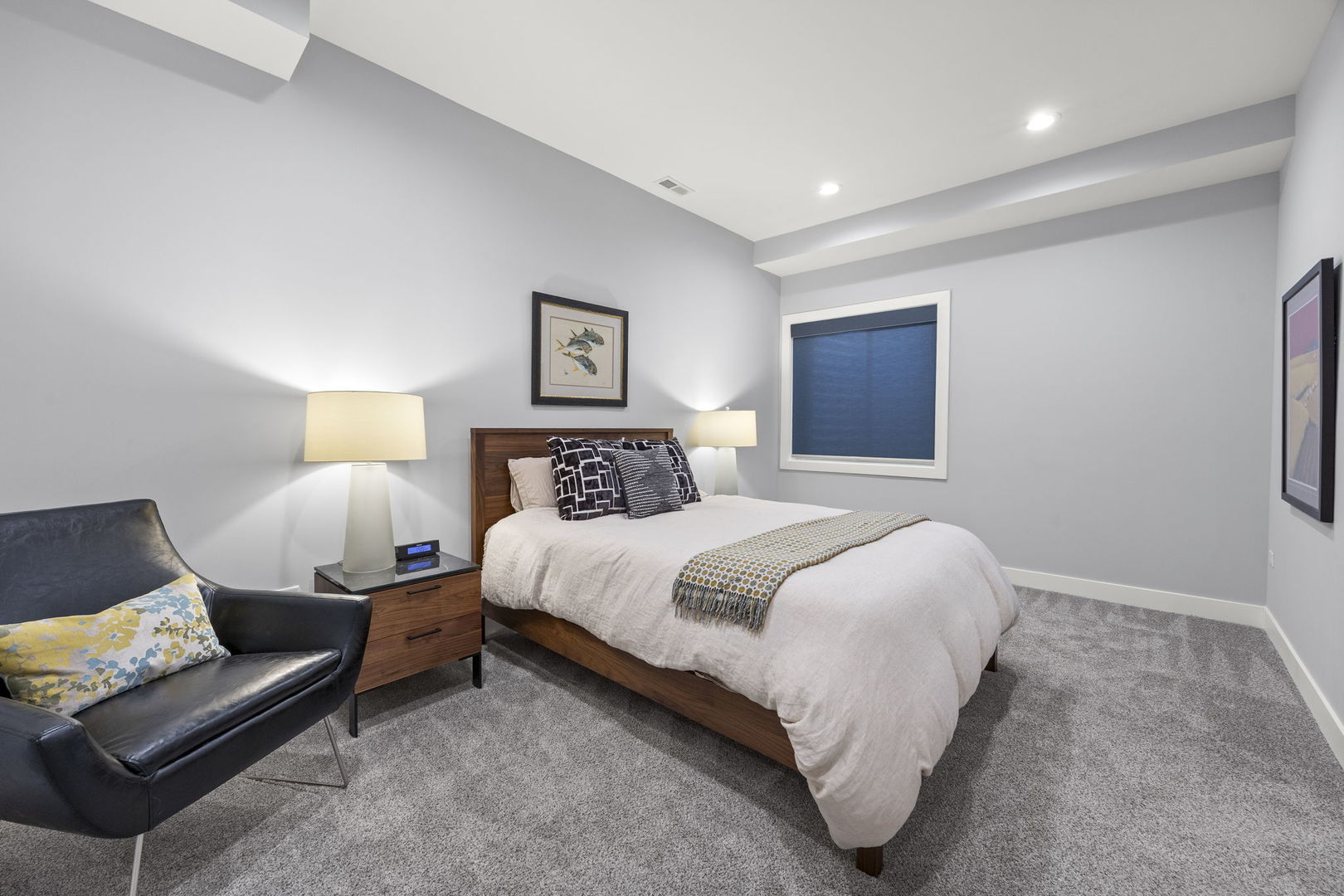 121 N Julian Street, Naperville, IL 60540