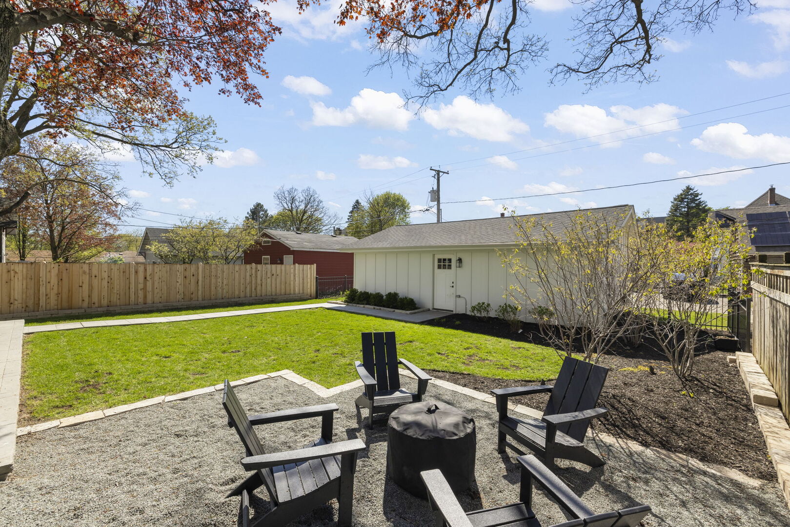 121 N Julian Street, Naperville, IL 60540