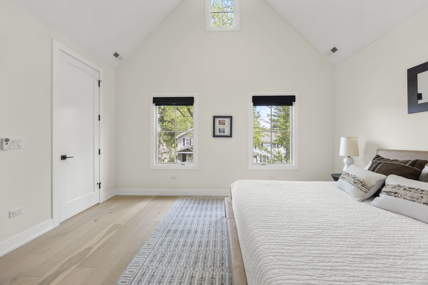 121 N Julian Street, Naperville, IL 60540