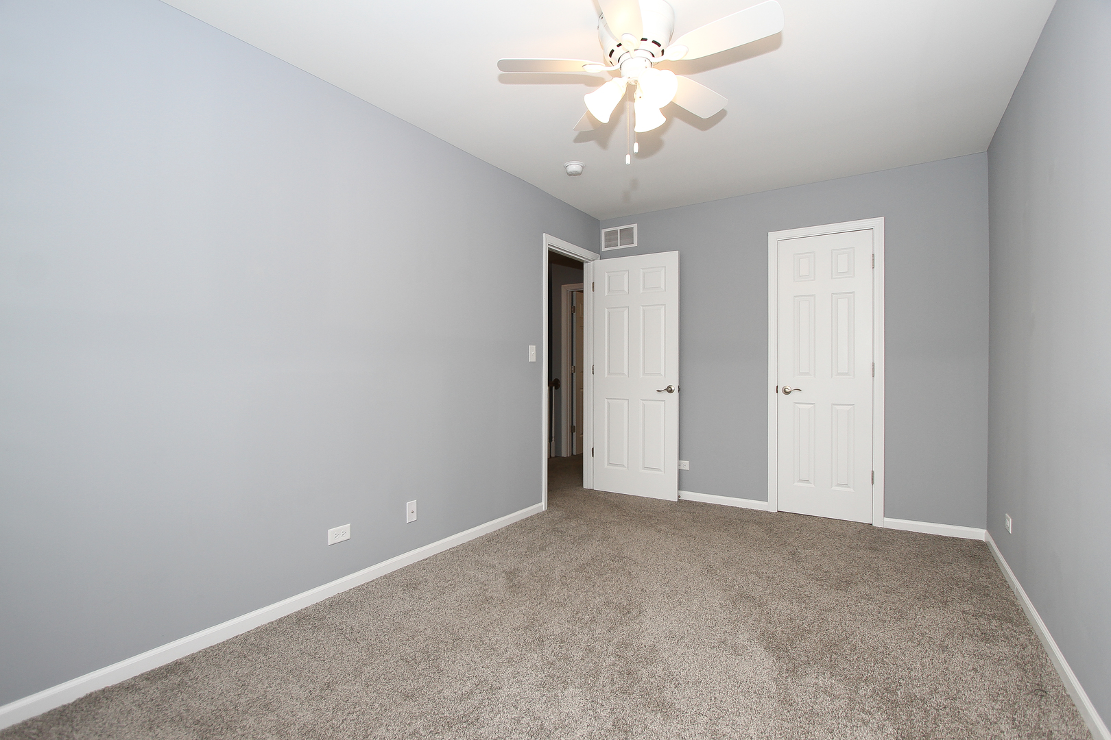 697 GARDENIA Lane, Bartlett, IL 60103