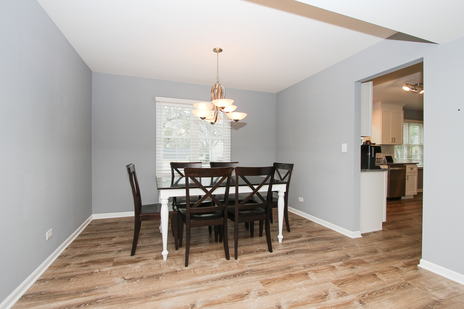 697 GARDENIA Lane, Bartlett, IL 60103