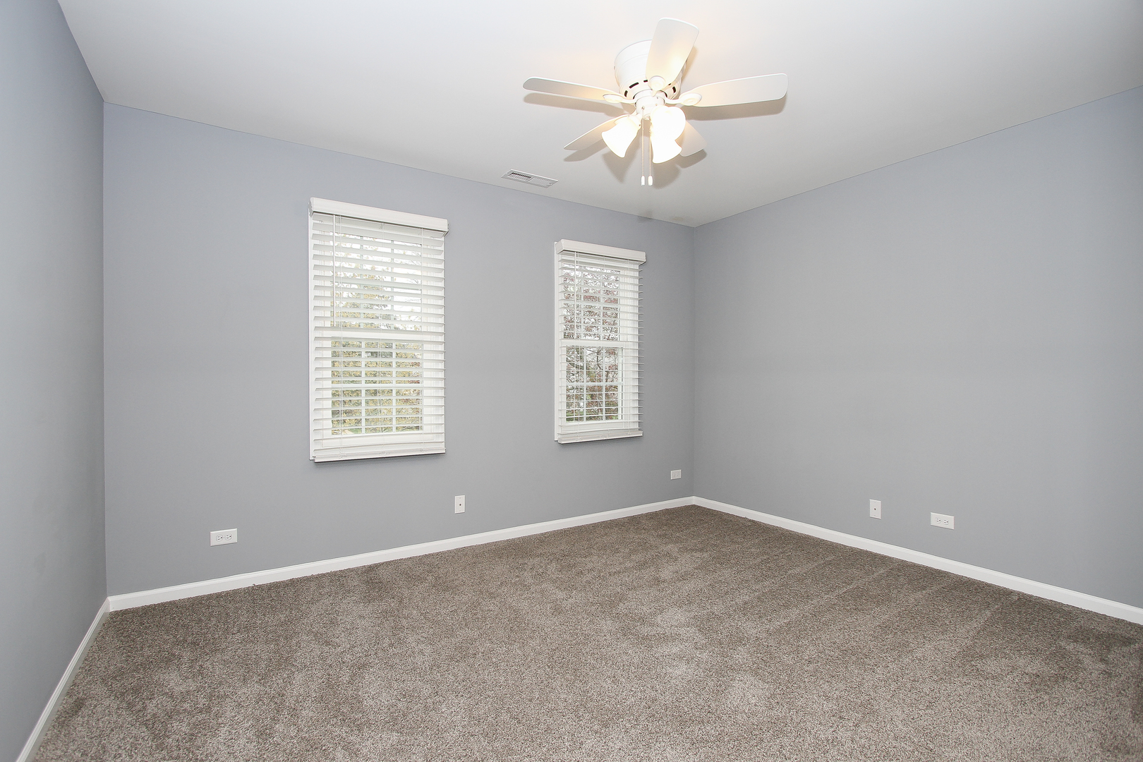 697 GARDENIA Lane, Bartlett, IL 60103