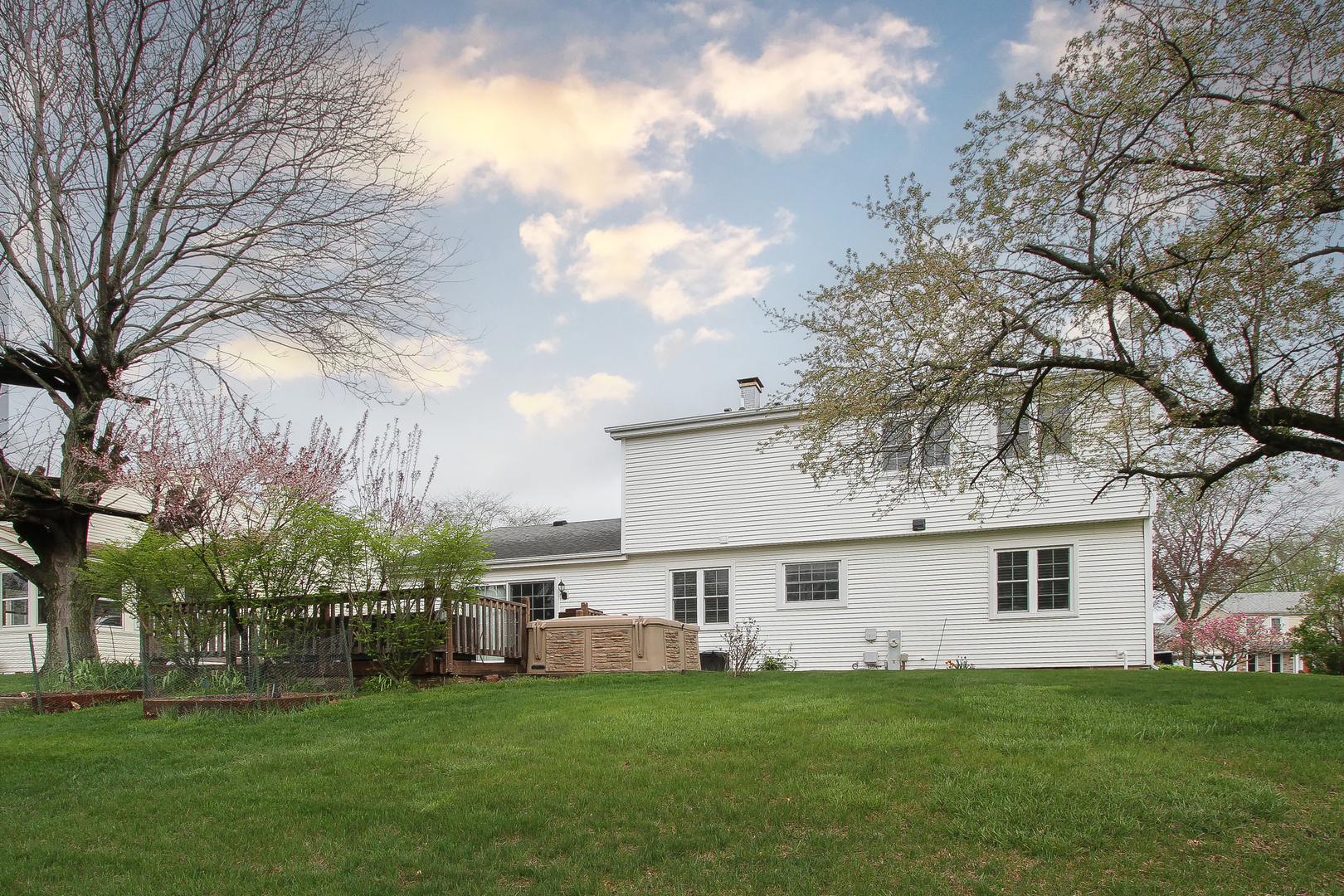 697 GARDENIA Lane, Bartlett, IL 60103