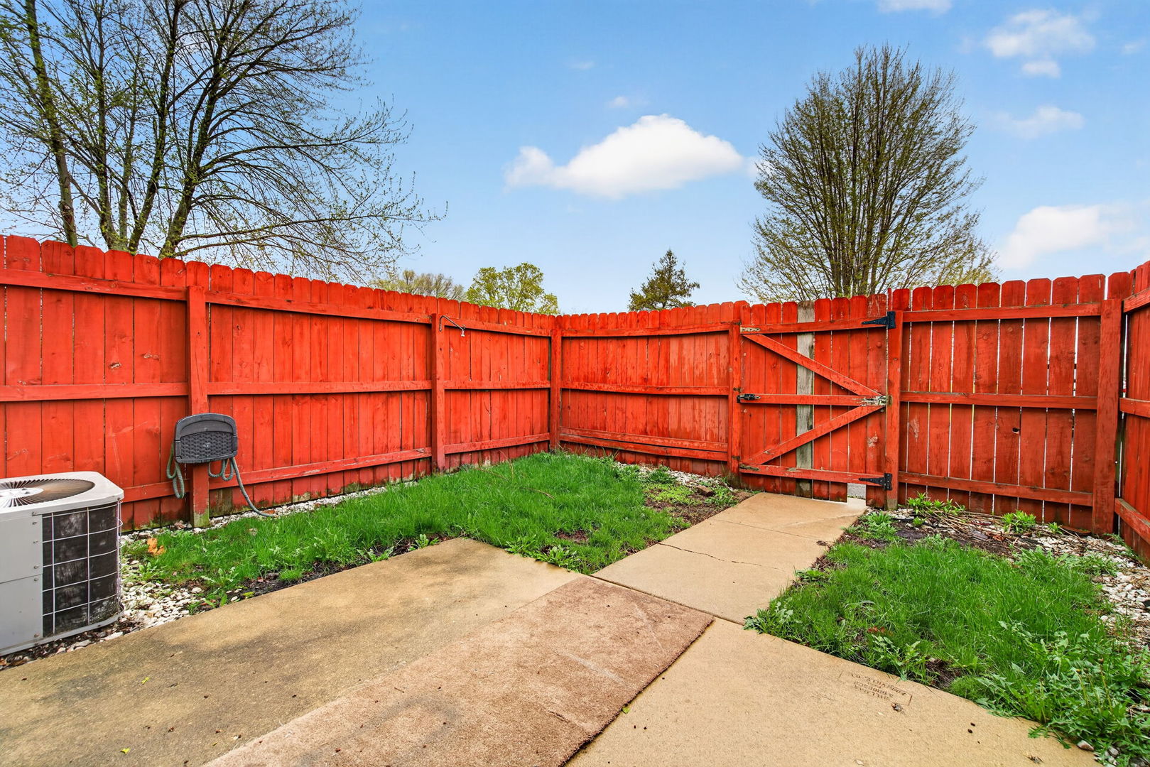 115 Colonial Parkway #C, Yorkville, IL 60560