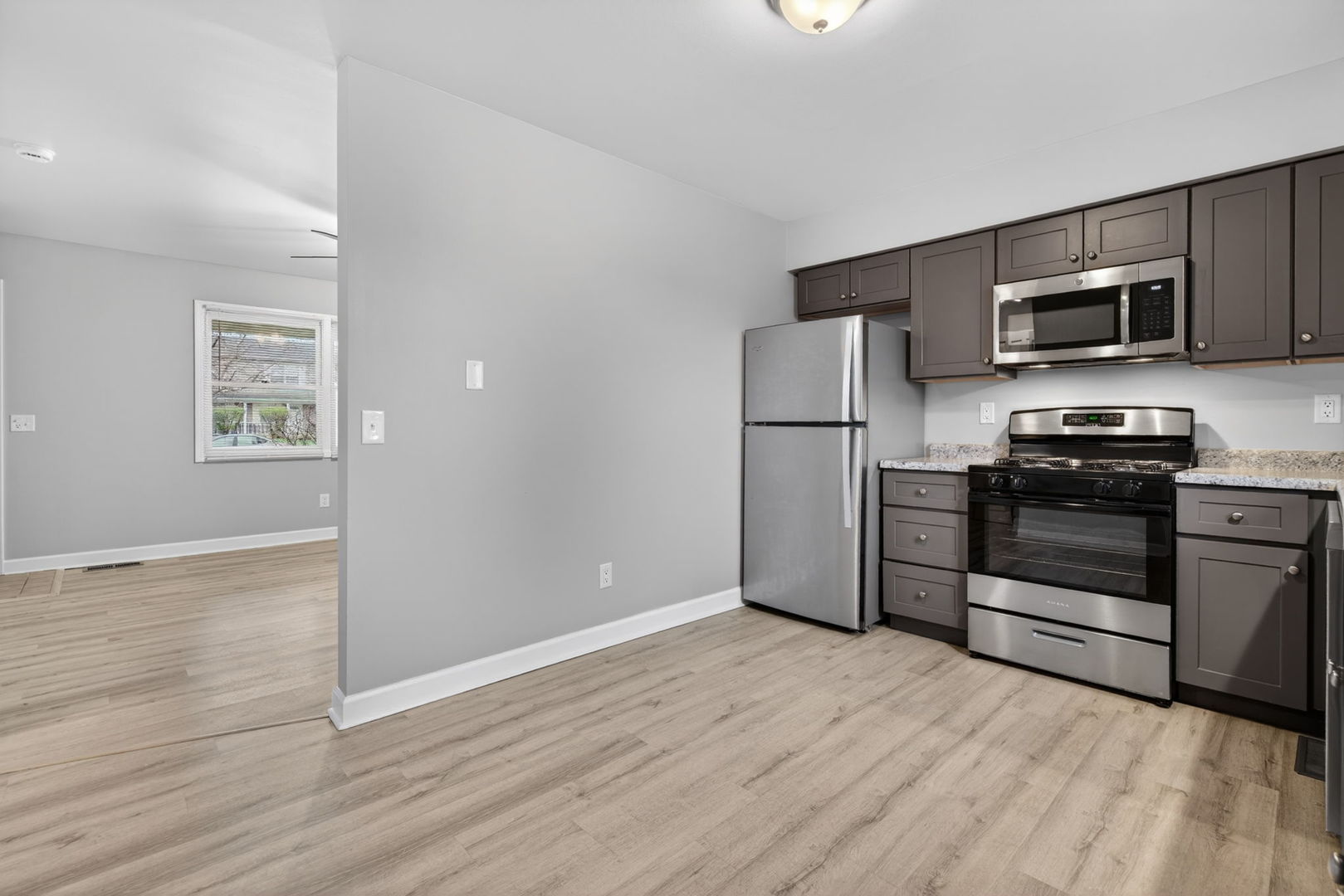 115 Colonial Parkway #C, Yorkville, IL 60560