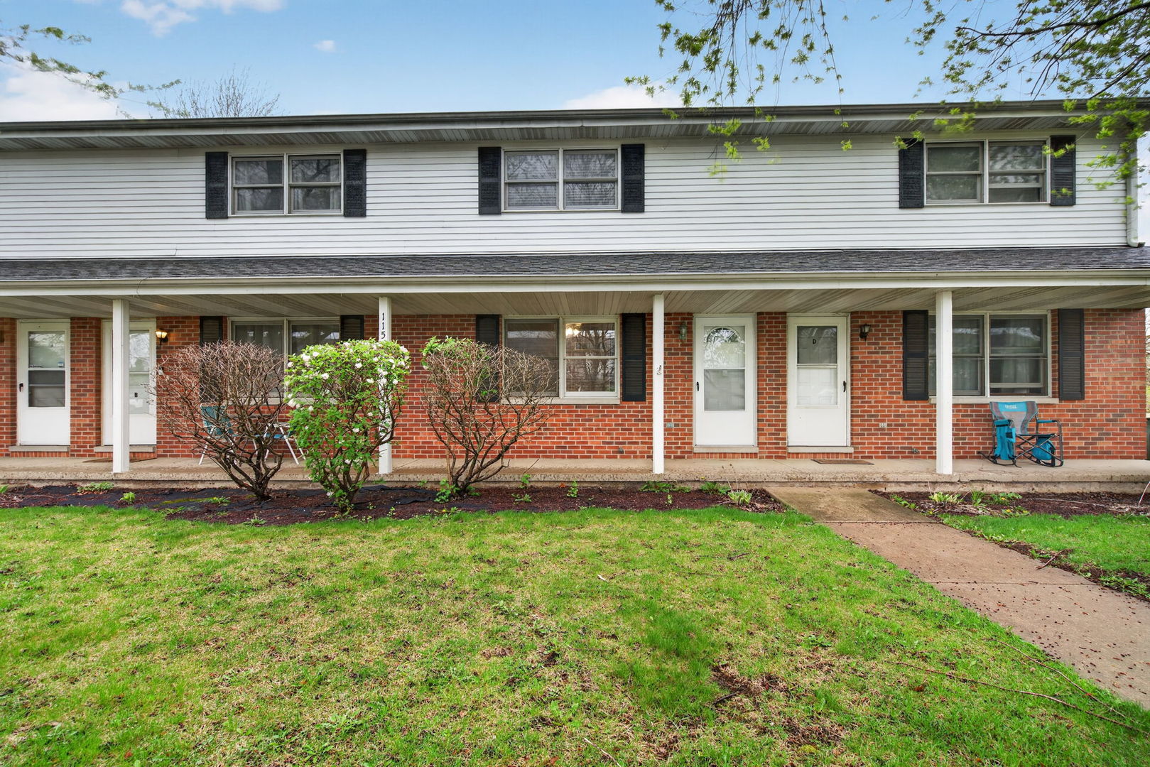 115 Colonial Parkway #C, Yorkville, IL 60560