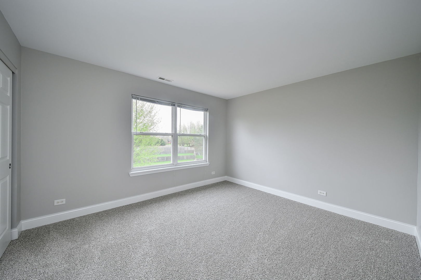 2382 Shiloh Drive, Aurora, IL 60503