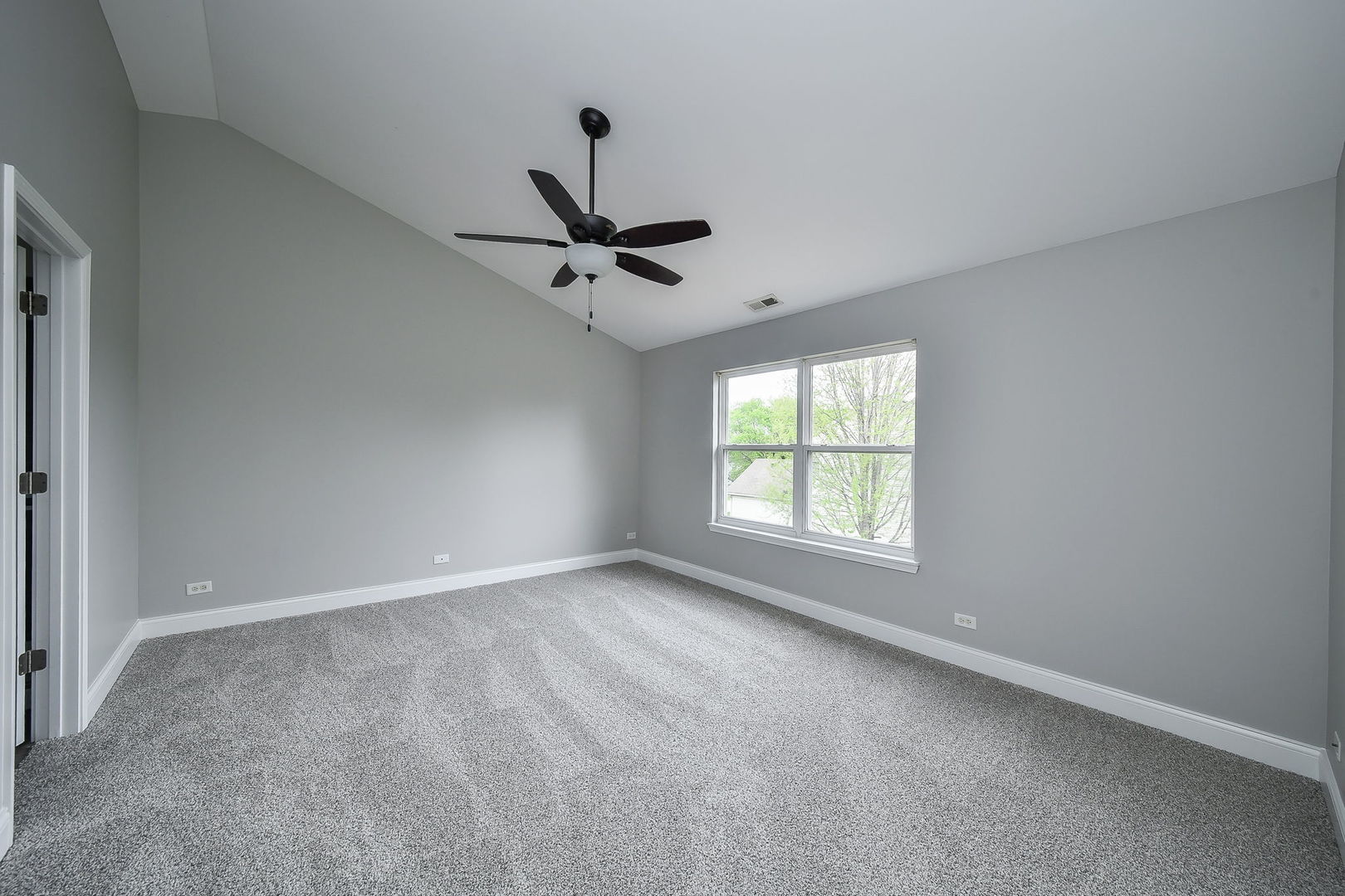 2382 Shiloh Drive, Aurora, IL 60503