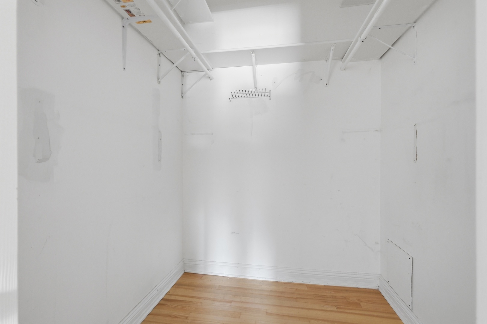 1463 Mercury Drive #115, Schaumburg, IL 60193