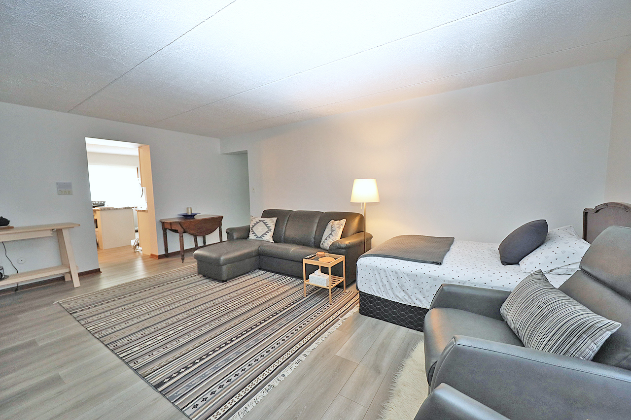 4946 Douglas Road #202, Downers Grove, IL 60515