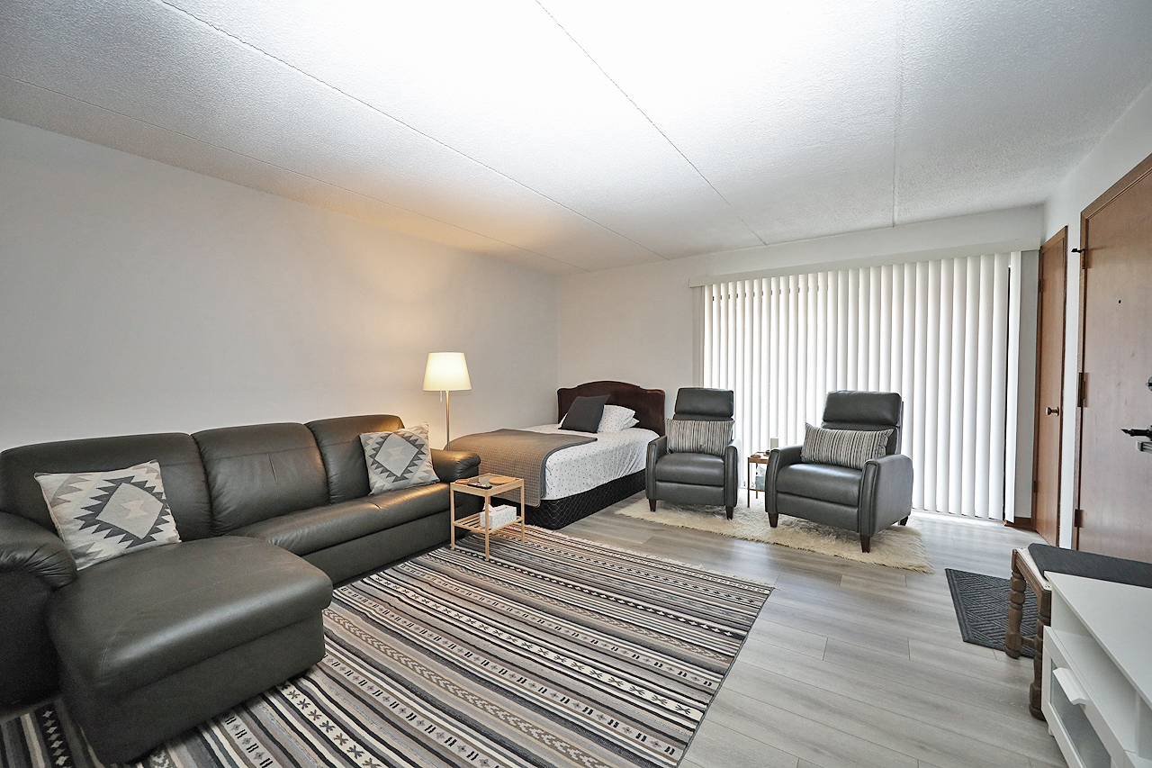 4946 Douglas Road #202, Downers Grove, IL 60515