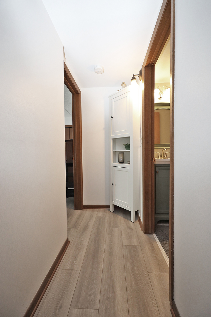 4946 Douglas Road #202, Downers Grove, IL 60515