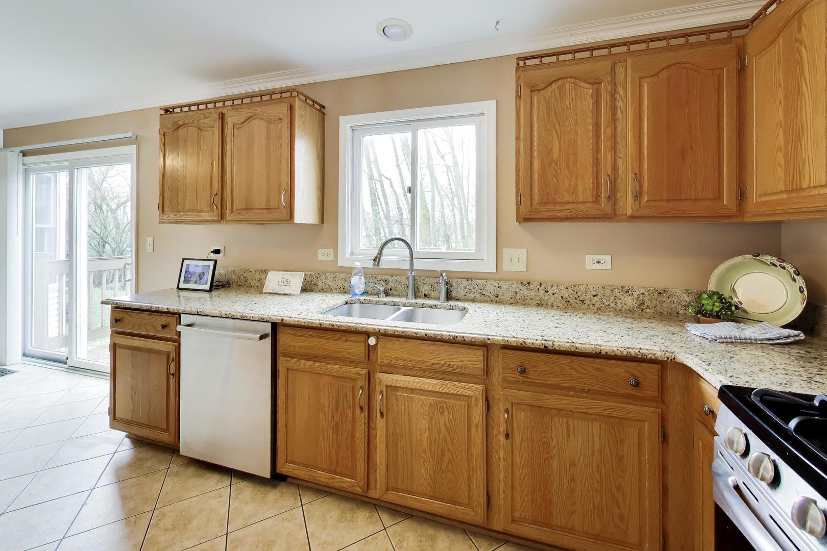 1474 Knottingham Drive, Gurnee, IL 60031