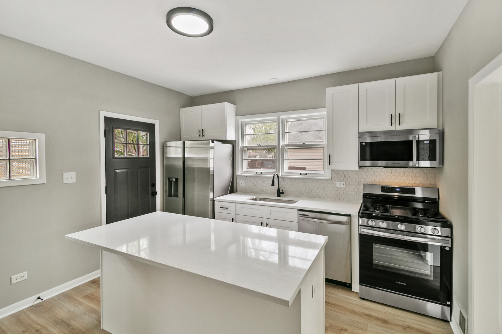 18415 Morris Avenue, Homewood, IL 60430