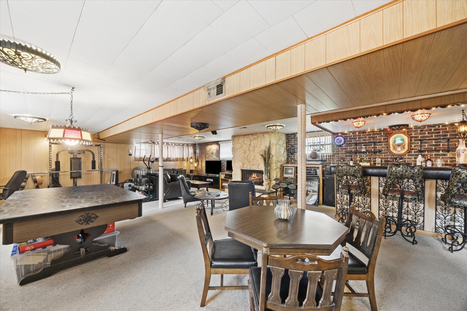 3029 Mayfair Avenue, Westchester, IL 60154