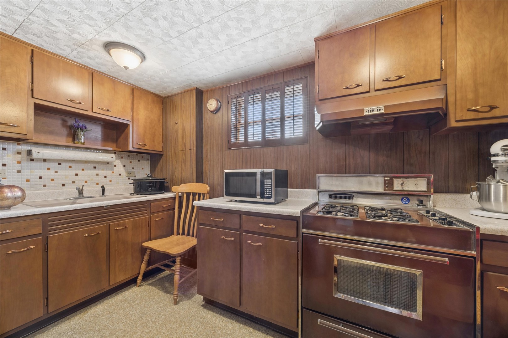 3029 Mayfair Avenue, Westchester, IL 60154