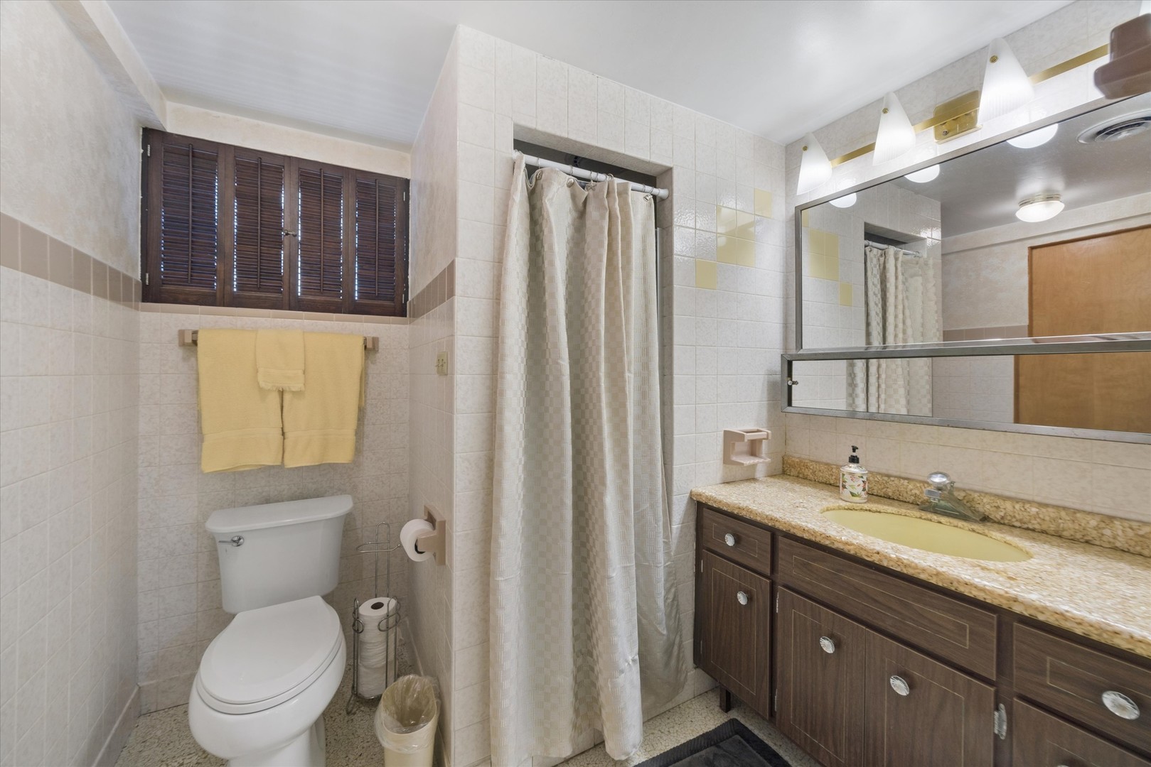 3029 Mayfair Avenue, Westchester, IL 60154