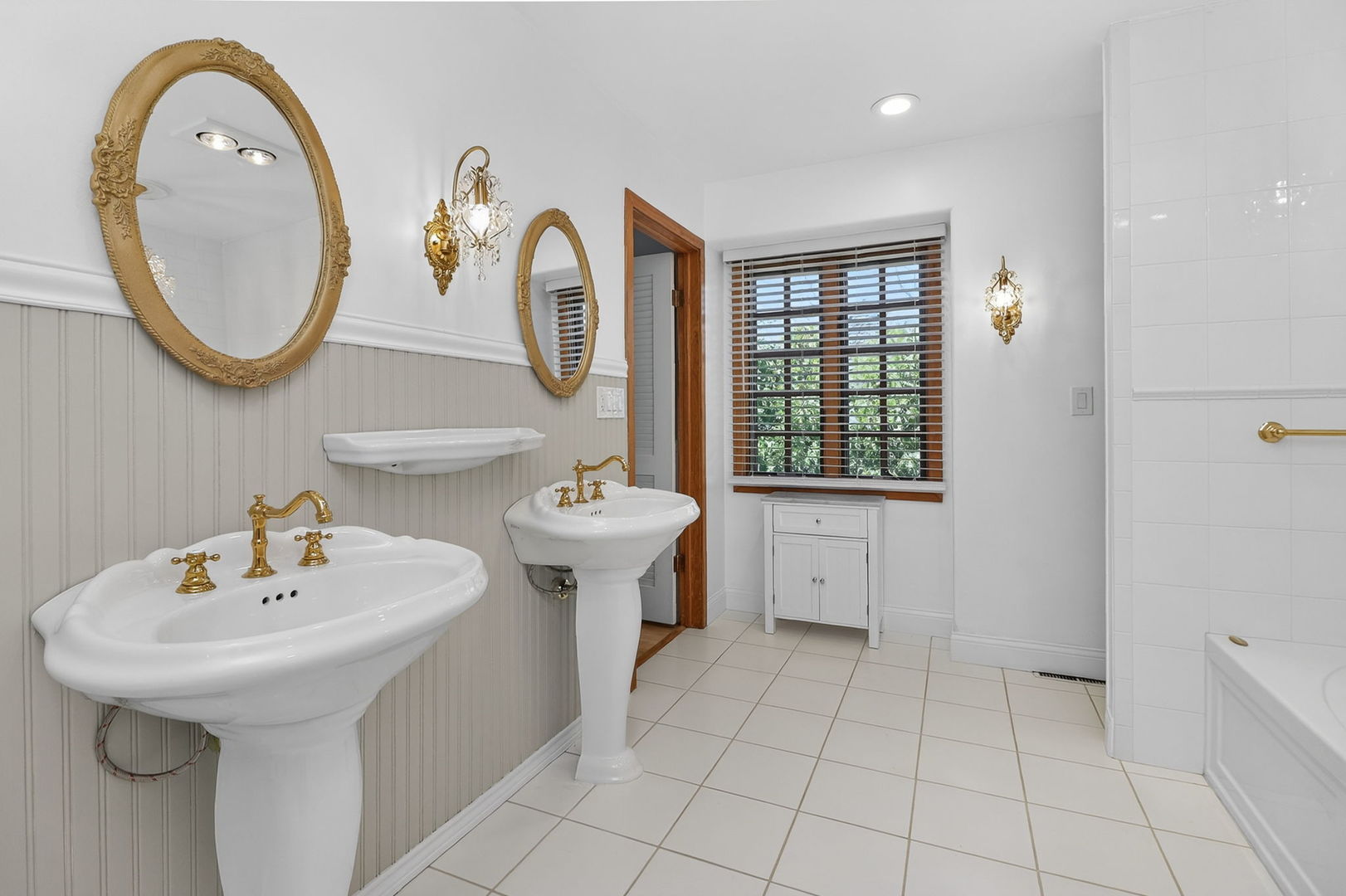 39 Mockingbird Lane, Oak Brook, IL 60523