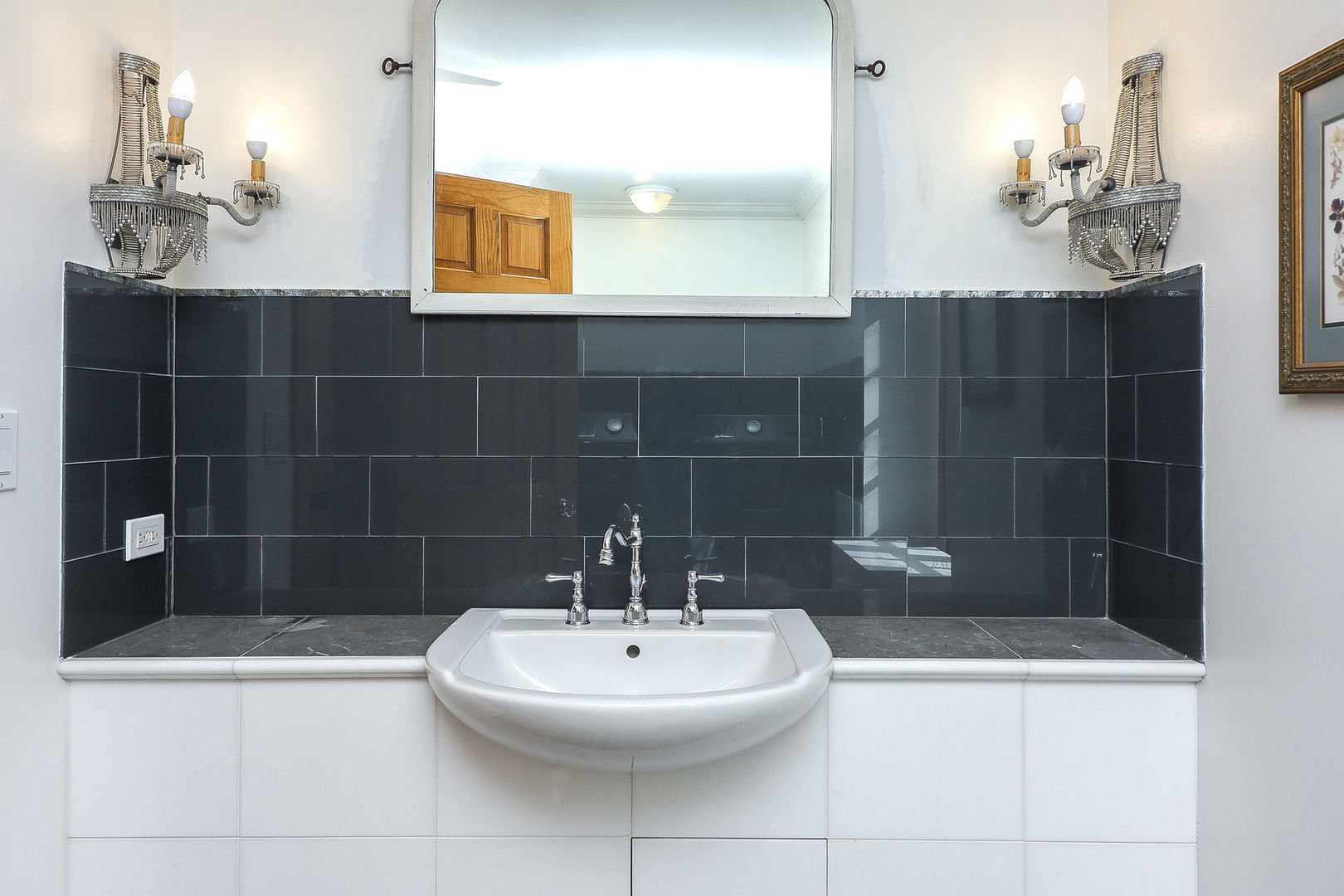 39 Mockingbird Lane, Oak Brook, IL 60523