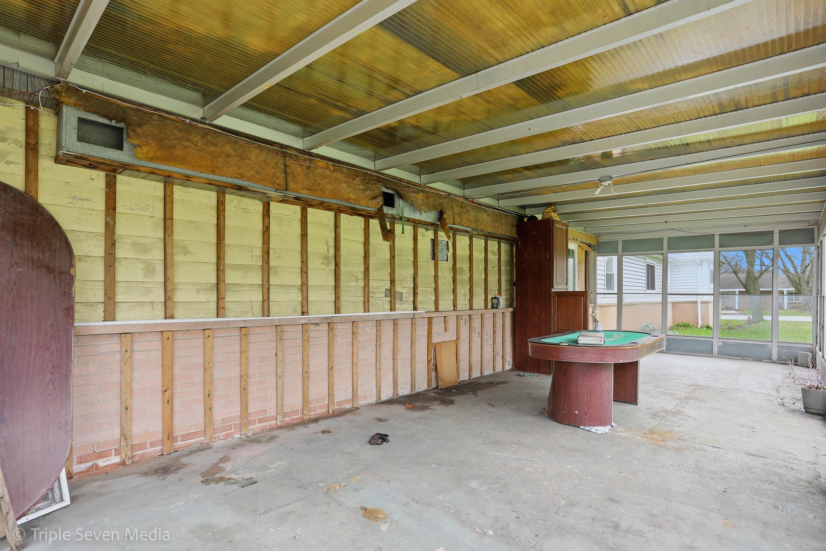 1000 N Bluebonnet Lane, Hoffman Estates, IL 60169