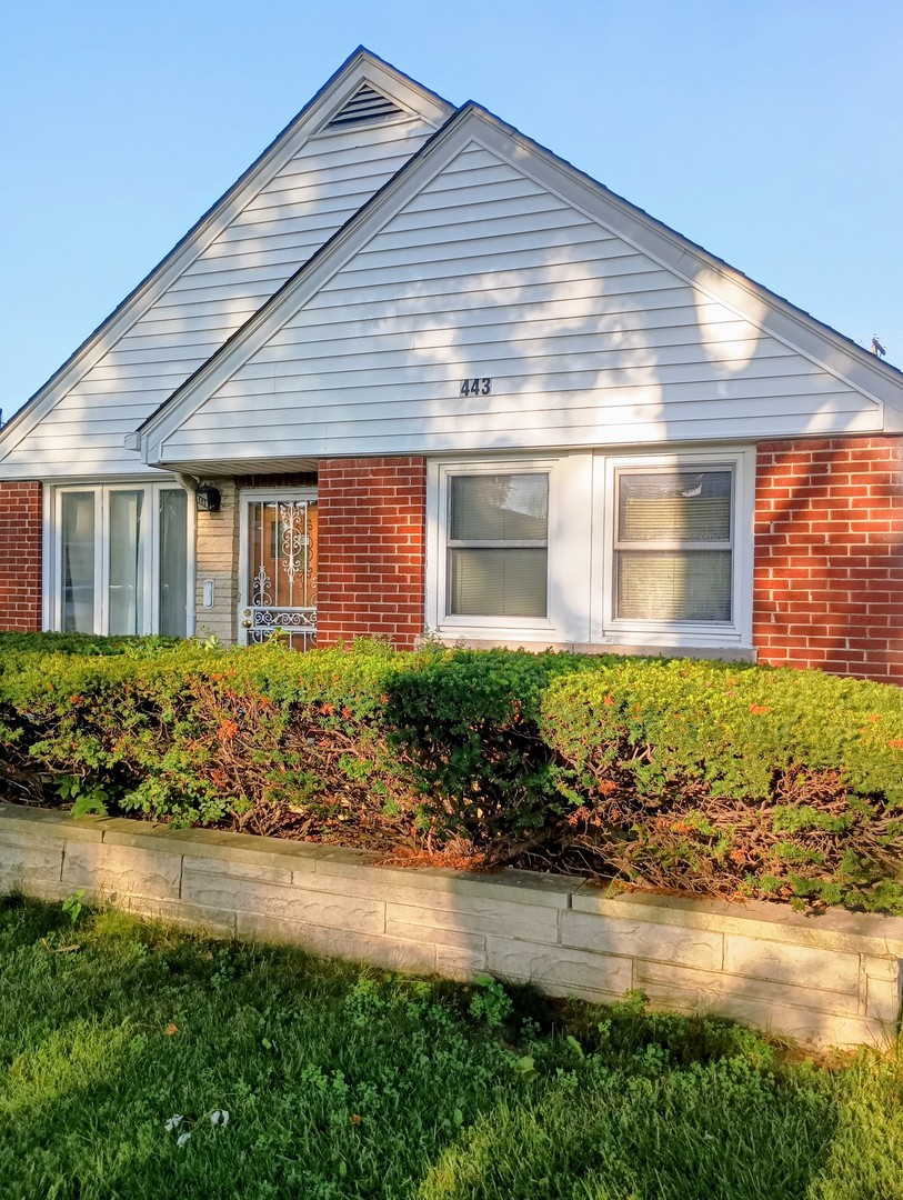 443 Granville Avenue, Bellwood, IL 60104