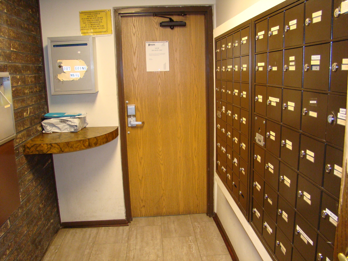 830 Elder Road #B202, Homewood, IL 60430