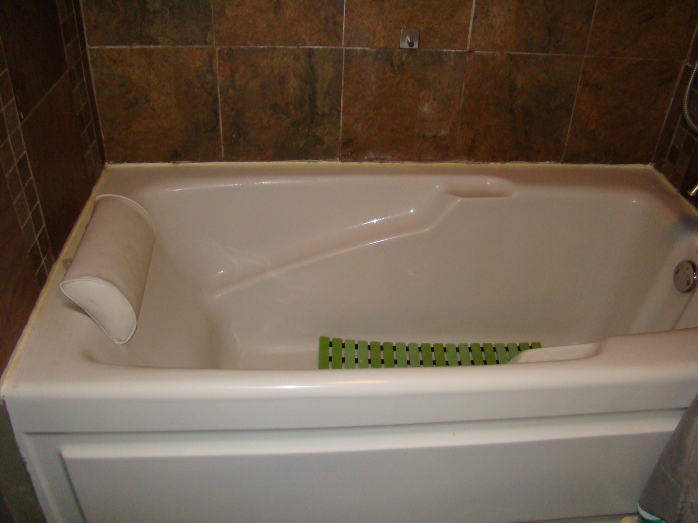 830 Elder Road #B202, Homewood, IL 60430