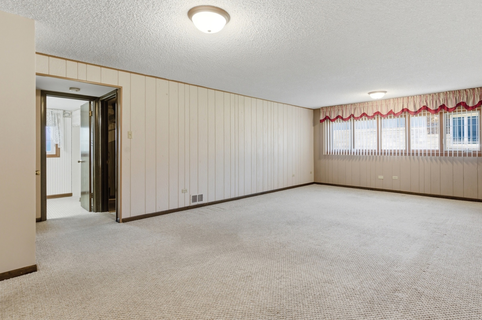 14044 Terry Drive, Orland Park, IL 60462